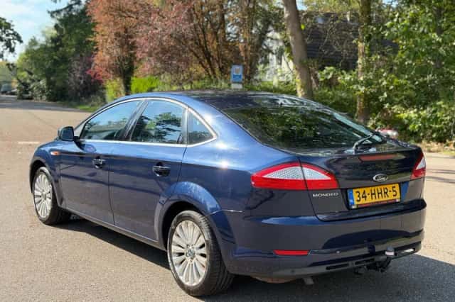 Ford Mondeo (2008) thumbnail 4