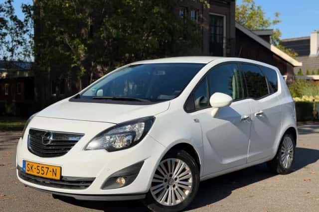 Opel Meriva (2012) thumbnail 1