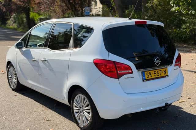 Opel Meriva (2012) thumbnail 4
