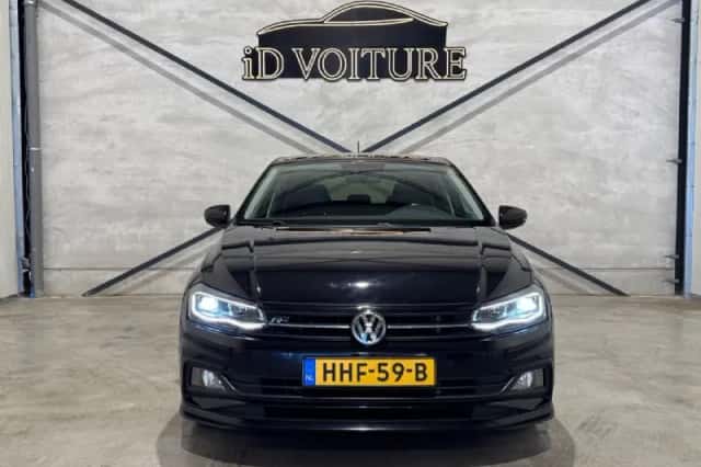 Volkswagen Polo (2018) thumbnail 3