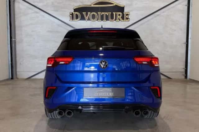 Volkswagen T-Roc (2021) thumbnail 5