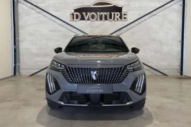 Peugeot 2008 (2024) thumbnail 3