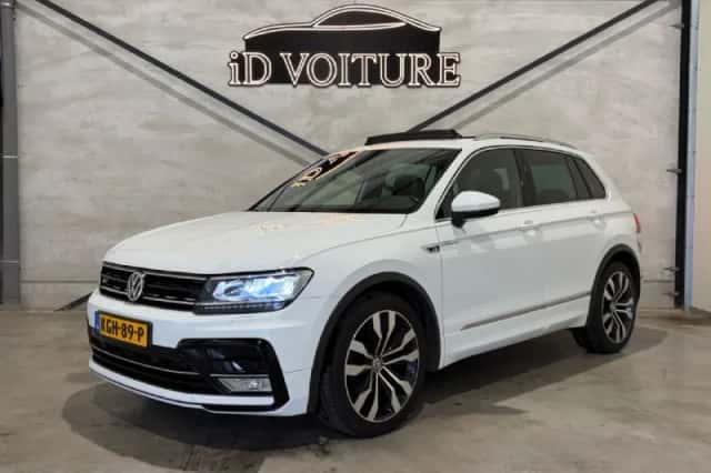 Volkswagen Tiguan (2017) thumbnail 3