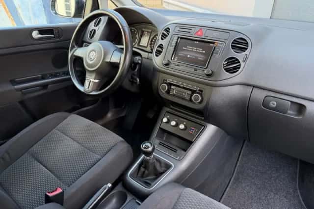 Volkswagen Golf Plus (2011) thumbnail 2