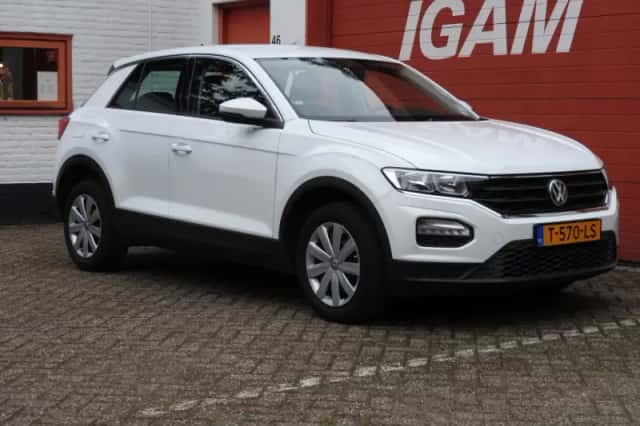 Volkswagen T-Roc (2018) thumbnail 1