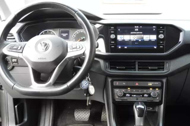 Volkswagen T-Cross (2019) thumbnail 4