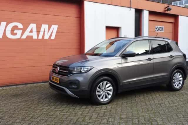 Volkswagen T-Cross (2019) thumbnail 5