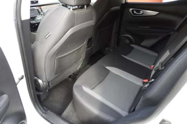 Nissan Qashqai (2018) thumbnail 5