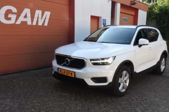 Volvo XC40 (2019) thumbnail 1