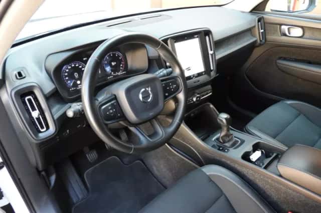 Volvo XC40 (2019) thumbnail 6