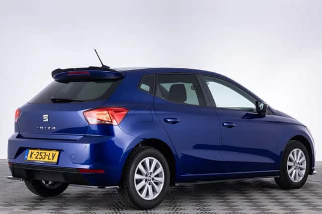 SEAT Ibiza (2021) thumbnail 3