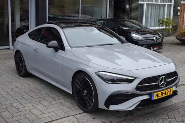 Mercedes-Benz CLE (2024) thumbnail 4