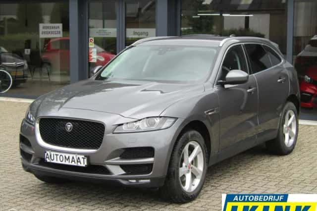 Jaguar F-Pace (2019) thumbnail 1