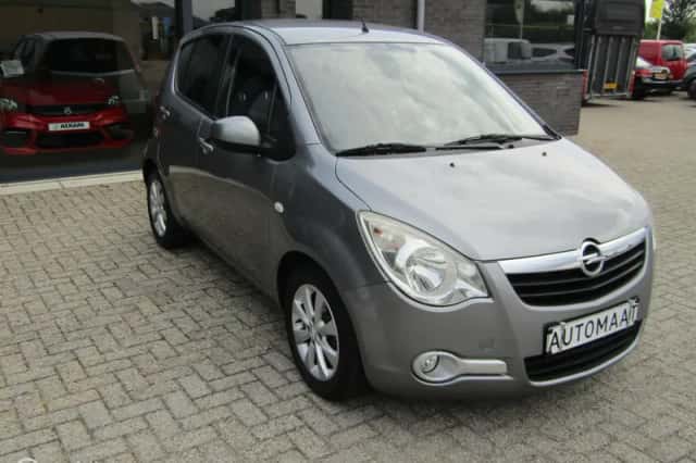 Opel Agila (2014) thumbnail 5