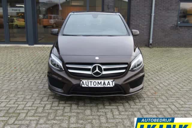 Mercedes-Benz B-Klasse (2015) thumbnail 2