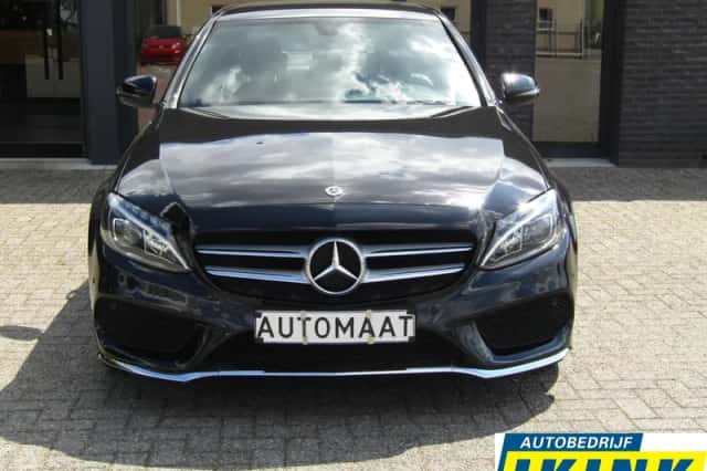 Mercedes-Benz C-Klasse (2018) thumbnail 2
