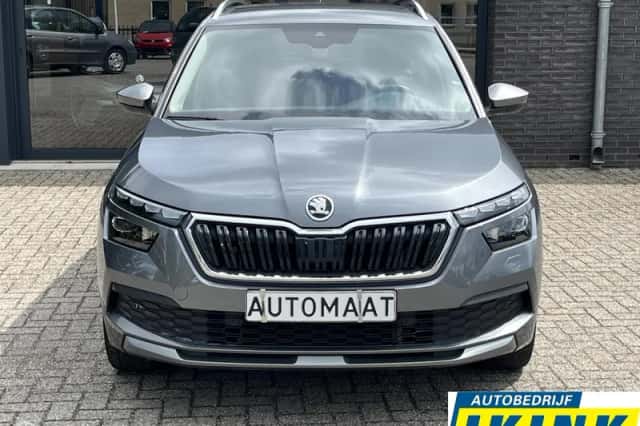 Škoda Kamiq (2023) thumbnail 2