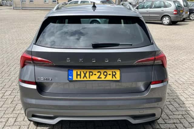 Škoda Kamiq (2023) thumbnail 4