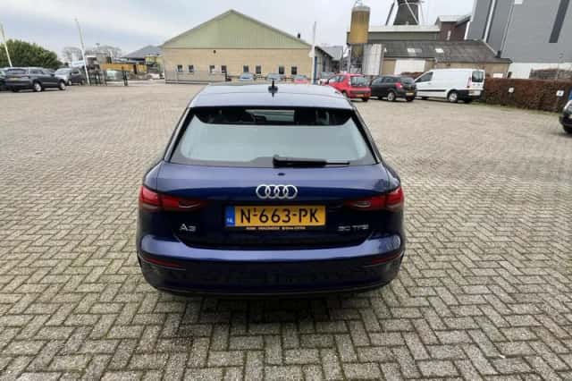 Audi A3 (2021) thumbnail 4