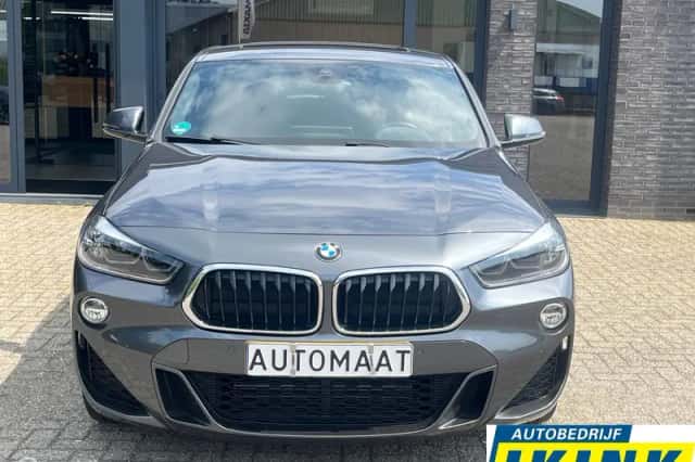 BMW X2 (2019) thumbnail 2