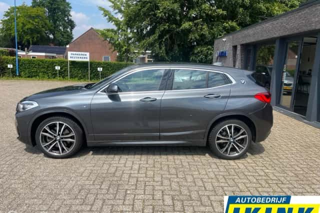 BMW X2 (2019) thumbnail 3