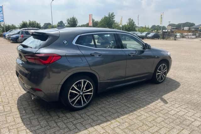 BMW X2 (2019) thumbnail 4