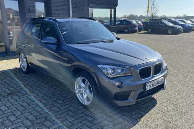 BMW X1 (2015) thumbnail 6