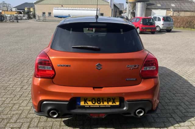 Suzuki Swift (2021) thumbnail 5