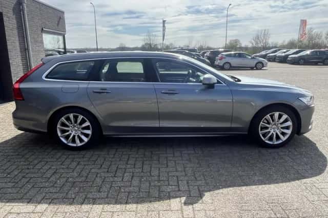 Volvo V90 (2019) thumbnail 6