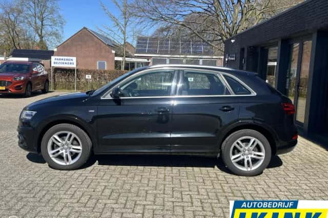 Audi Q3 (2014) thumbnail 3