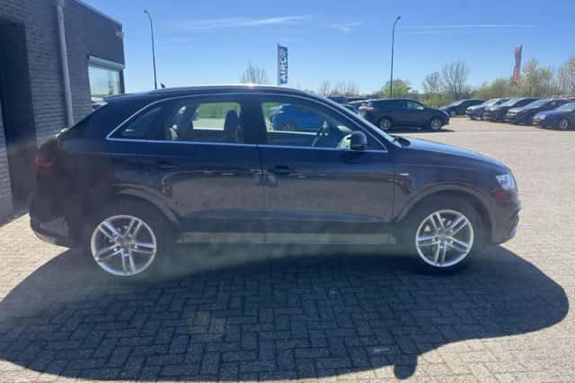 Audi Q3 (2014) thumbnail 5