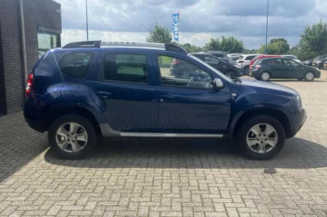 Dacia Duster (2016) thumbnail 6