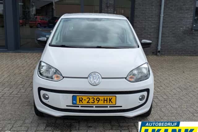 Volkswagen Up! (2014) thumbnail 2