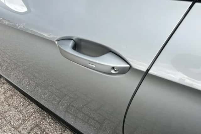 Volkswagen Passat (2024) thumbnail 6