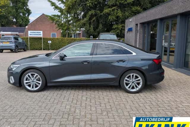 Audi A3 (2021) thumbnail 3