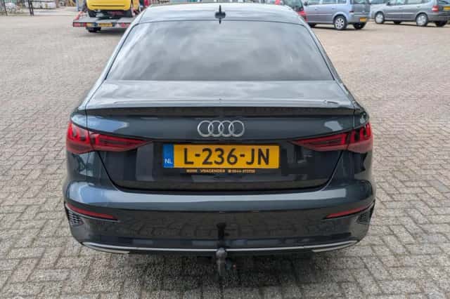 Audi A3 (2021) thumbnail 4