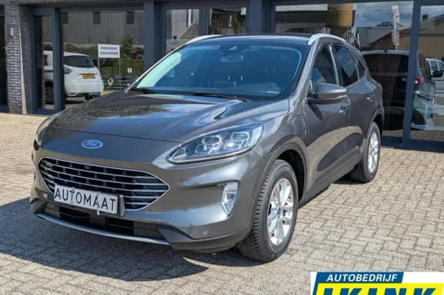 Ford Kuga (2022) thumbnail 2