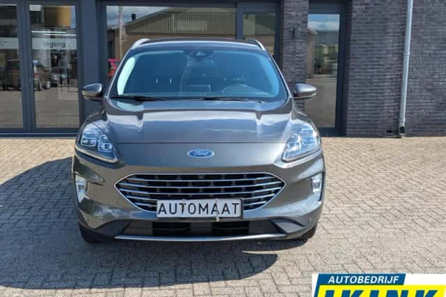 Ford Kuga (2022) thumbnail 3