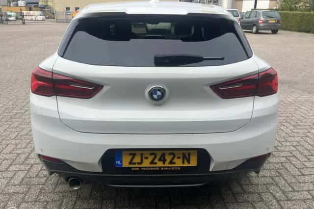 BMW X2 (2019) thumbnail 4