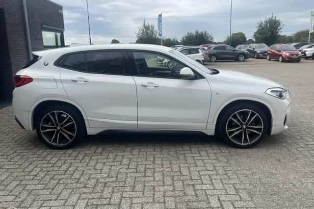 BMW X2 (2019) thumbnail 6