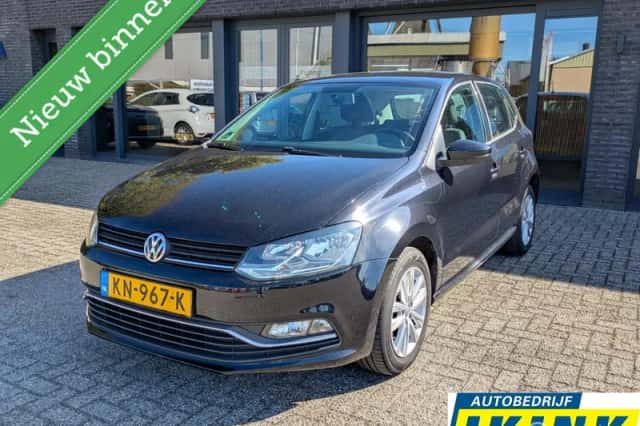 Volkswagen Polo (2015) thumbnail 1