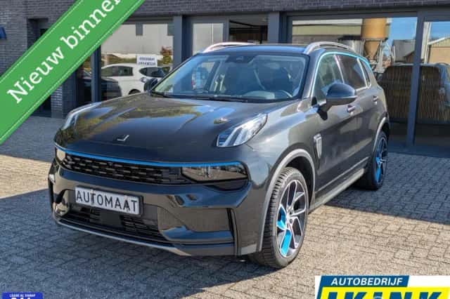 Lynk & Co 01 (2023) thumbnail 1
