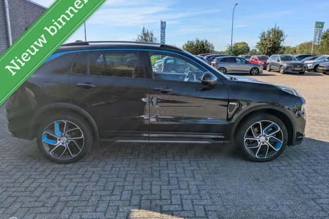 Lynk & Co 01 (2023) thumbnail 6