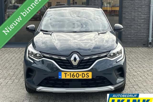 Renault Captur (2020) thumbnail 2