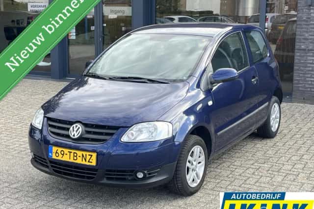 Volkswagen Fox (2006) thumbnail 1