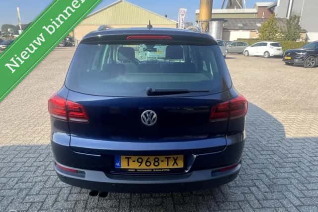 Volkswagen Tiguan (2013) thumbnail 4