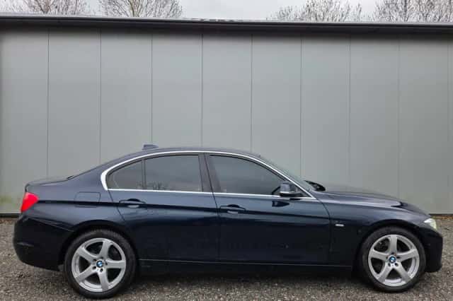 BMW 3-Serie (2012) thumbnail 3