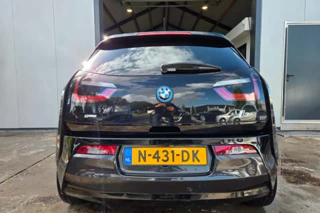 BMW i3 (2015) thumbnail 6