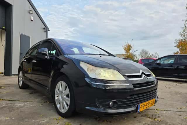 Citroën C4 (2005) thumbnail 3