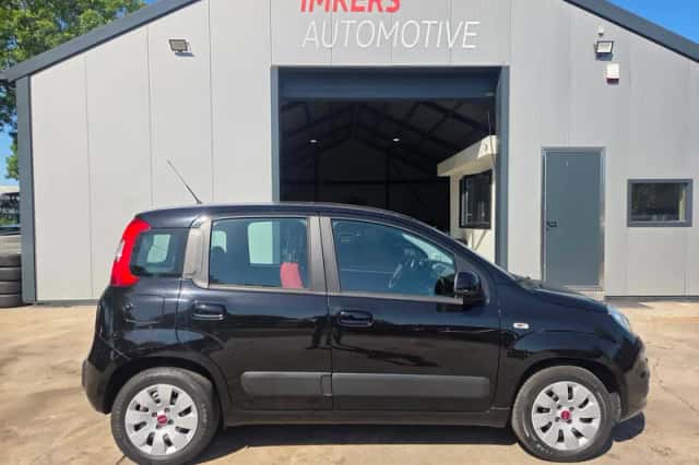 Fiat Panda (2016) thumbnail 3